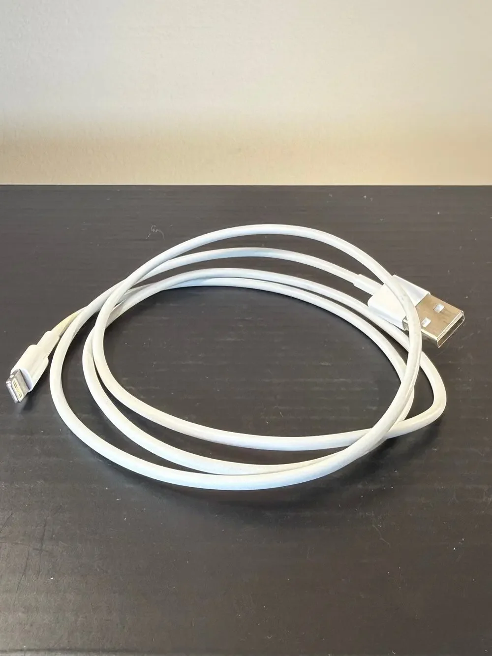 Pre-Owned 3 ft Lightning to USB-A Charging Cable